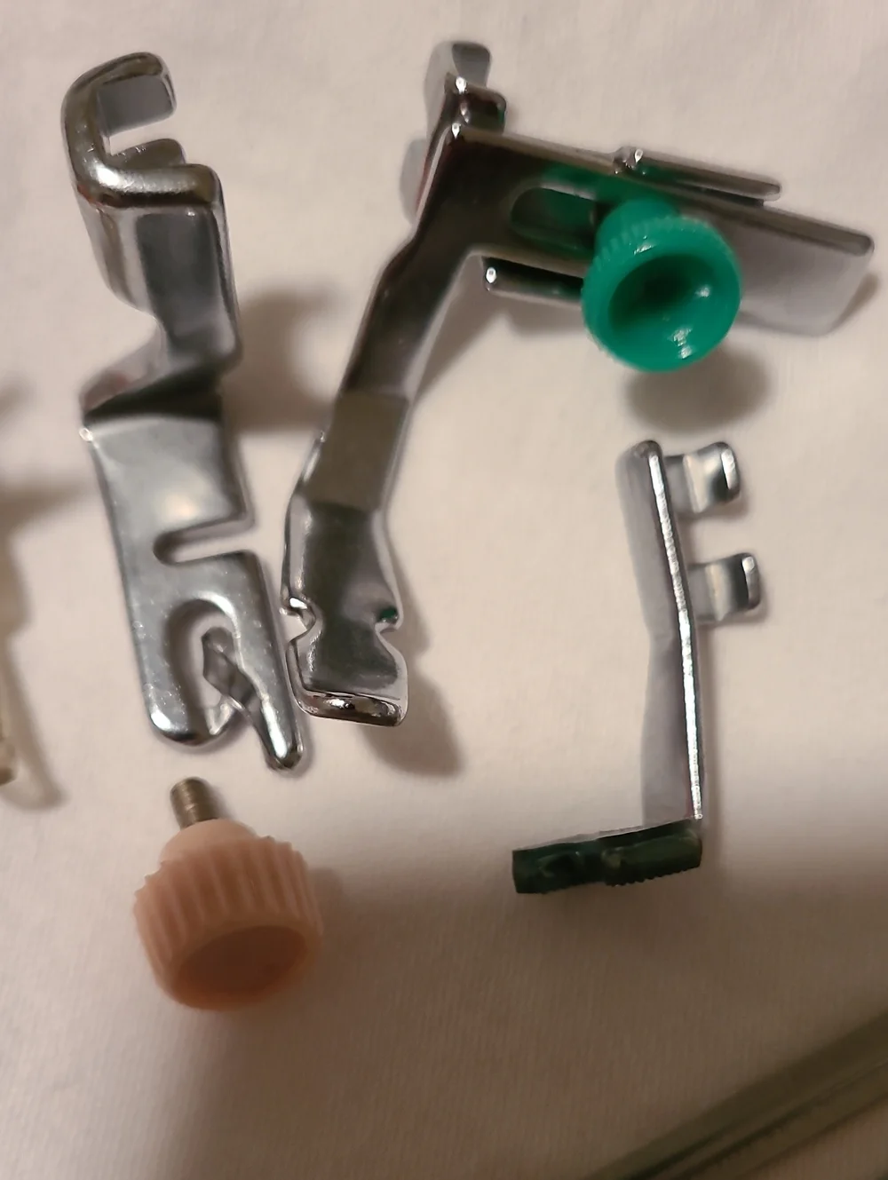 Singer Slant Shank Hemmer Foot, High Shank Presser Foot. Button Seam Guide